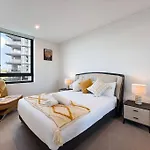 Lakeview Luxury 3Bedrooms Apt Wolli Creek Close To Airport Cbd