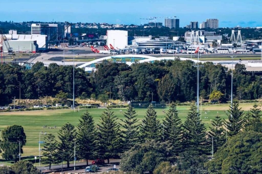 Apartment Lakeview Luxury 3bedrooms Wolli Creek Close To Airport Cbd Sydney