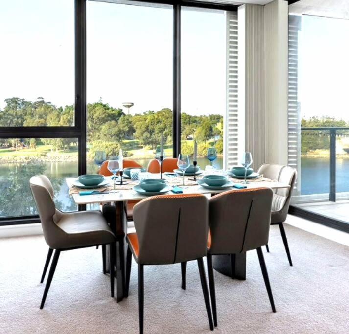 Apartment Lakeview Luxury 3bedrooms Wolli Creek Close To Airport Cbd